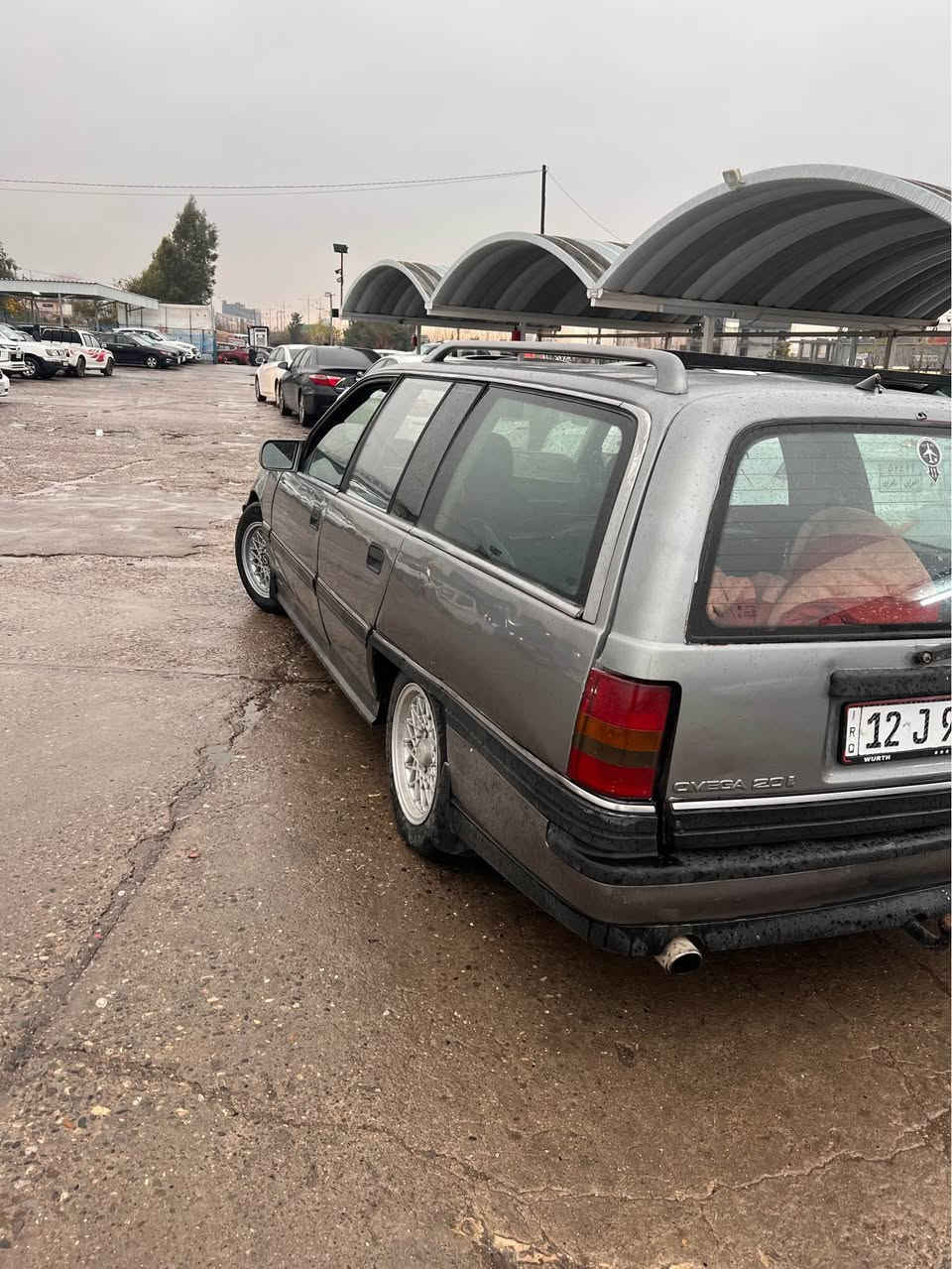 اوبل اوميكا ستيشن  كير ومحرك وايرفلو بشرط ايرفلو كبس حداديه وكهربائيتاها جاهزه رقم انكليزي بسمي سنويه لحد 2030/12
*********** دهوك, العراق
