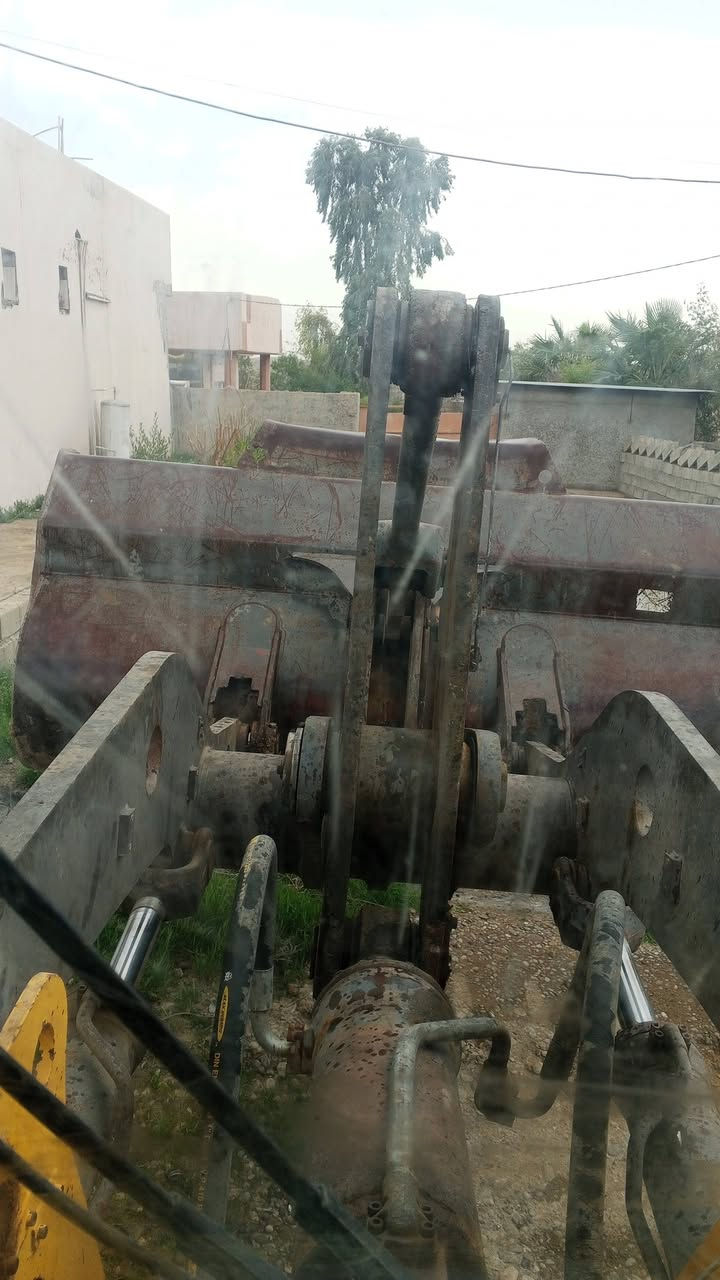 سلام عليكم عندي كيلا مال شفل فالفو حجم 90 للبيع نضيف ***********
