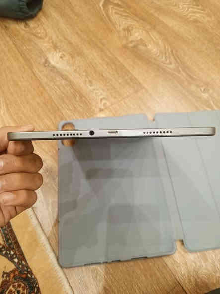 السلامو عليكم ايباد ريدمي باد برو نضيف جدآ
ذاكرة 256 
بطارية 10.000 
معالج سناب دراكون فول موصفات 
ويا ستان وكيبورداسود هديه هذني وحدهن ب 30 بس انطيهم هديه
بس بيه البلازمه مكسره مثل ما موضح بصوره بس شغال ويلمس 100 ب 100 
رايده ب 175 الف قفل
مكاني البصرة 
***********
