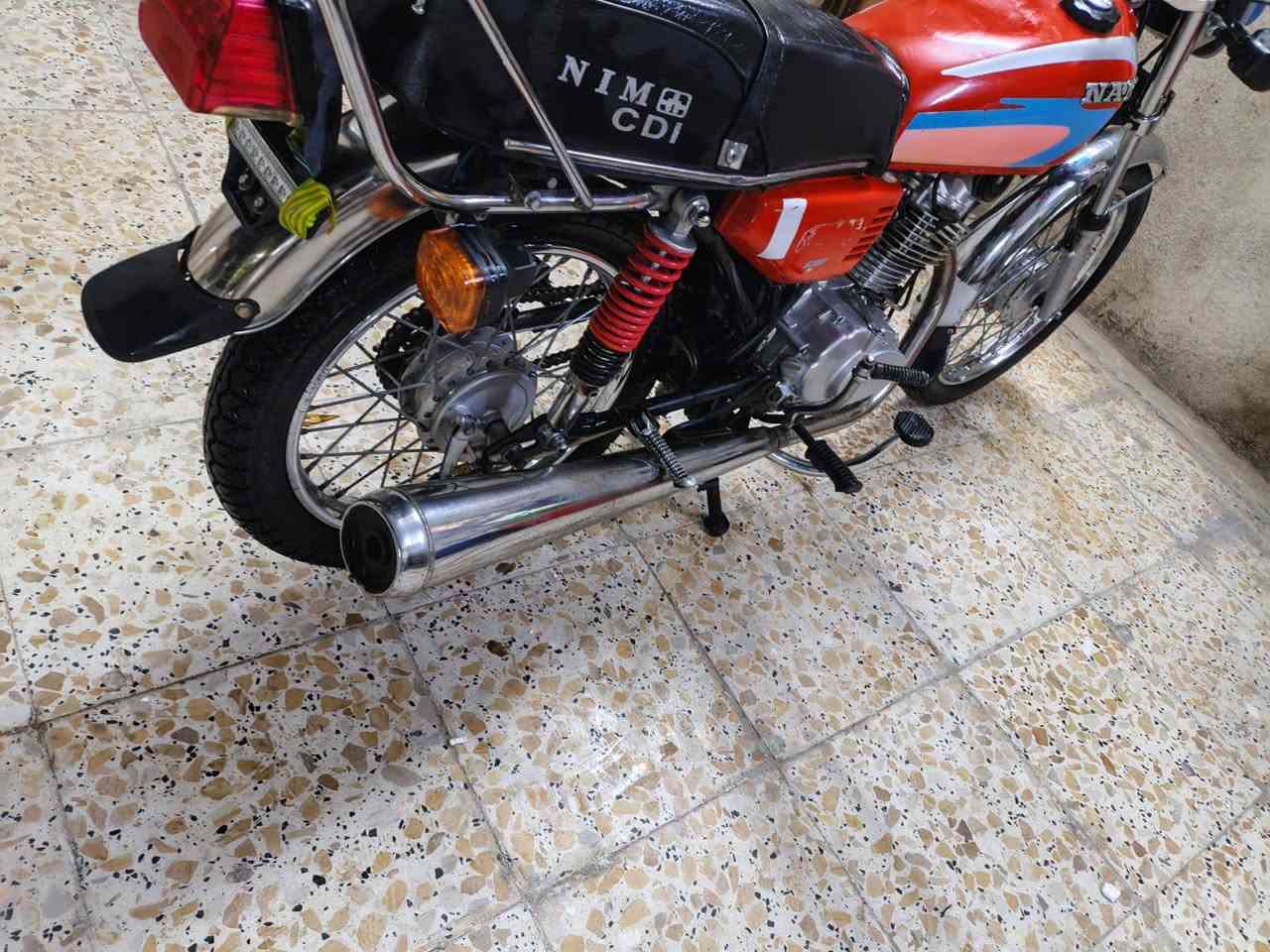 سلام وعليكم درجه نامه مديل23 اوراق سكنر سكنر كهربيات كله شقاله مكينه بلاد ناعمه لاصوت ولا دخانه دكت هندر السعر700 وبيه مجال الشراي العنوان زبير تصال*********** وتساب موجود بل خدمه
