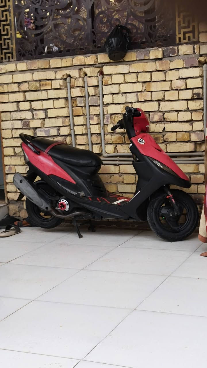 سلام عليكم مره خصت مدير الكروب (هاي المزيونه للبيع وكيلها بيت غودي الدراجه كفاله عامه وكلها علا وضع البلاد وشغاله من التاير لتاير مابيها اي نقص سعرها واحد وبيها مجال لطيبين مكاني عماره قلعه صالح المو شراي لا يشاطر براسي وهاي السوالف الشراي هلا بي مامتواجد خااص هاذه رقمي ***********)
