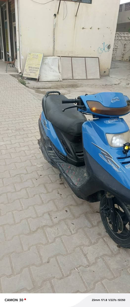 دراجه فراشه ١٤٠ شغاله وكامله وبسعر ٢٢٥ نقص فقط باتري ديالى بعقوبه بهرز ***********
