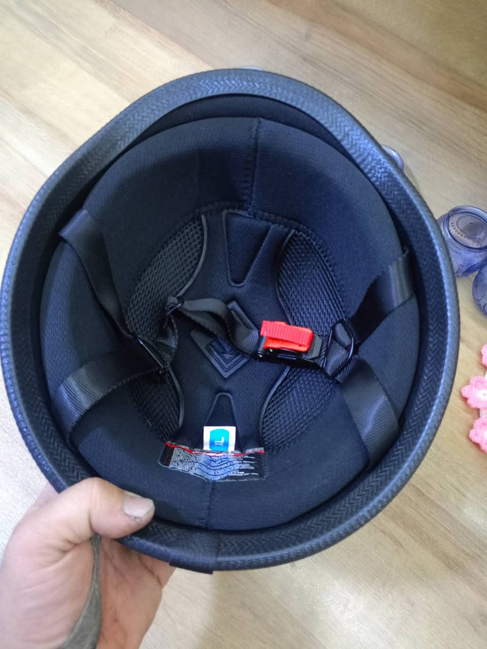 خوذه هارلى كلاسك أوروبى اصلى جديد قياس XL
25  الف 
توصيل موجود


**إذا كنت صاحب هذا الإعلان وتريد حذفه لأي سبب، رجاءا أرسل رسالة إلى الدعم الفني**