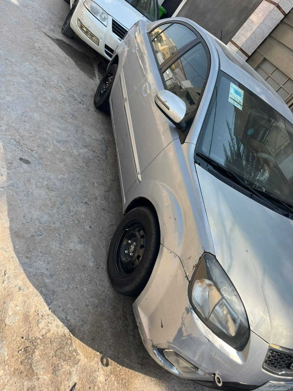 للبيع كيا ريو موديل 2012 رقم انكليزي سليمانيه محرك جديد 1600سياره فتحه تبريد ثلج سيارة بيها بس بنيد والباقي مكفول شوف العين السعر 92وبيها مجال بسيط للاستفسار اتصل *********** النجف, العراق
