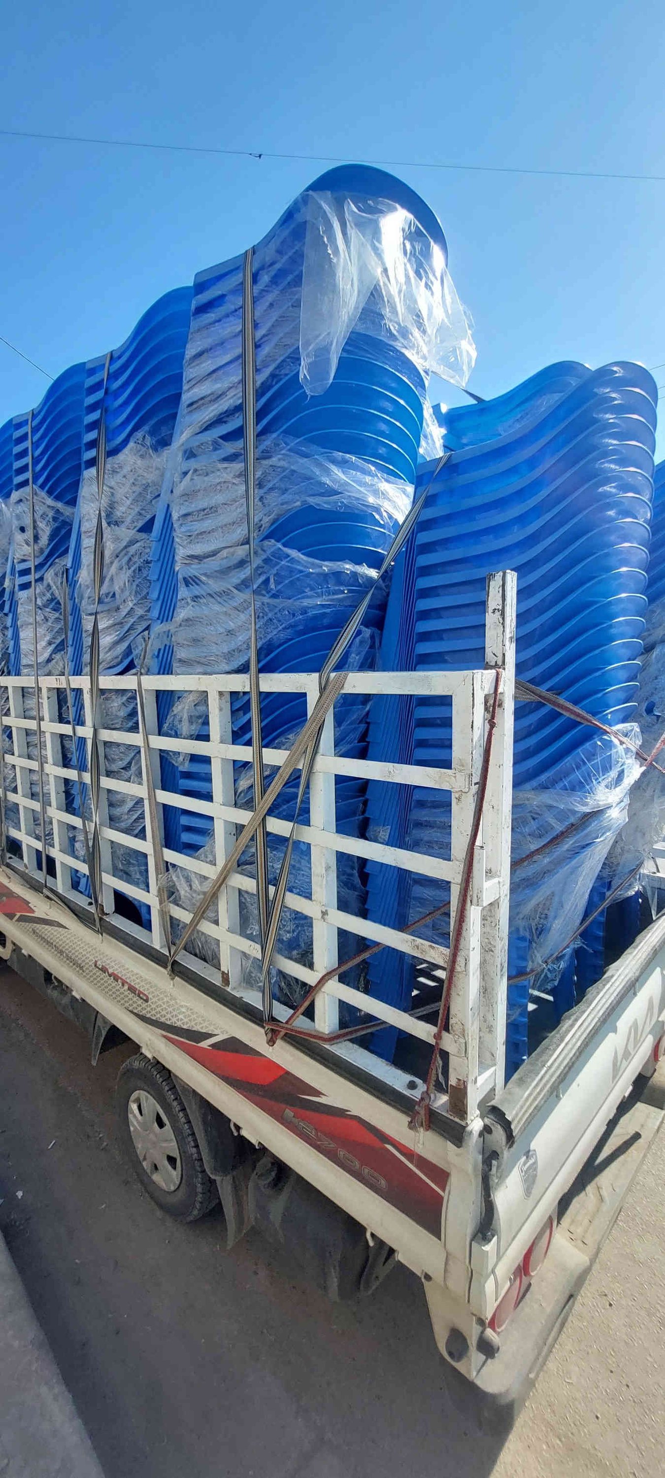 سلام عليكم كراسي الشيخي البيع *********** العنوان بغداد
