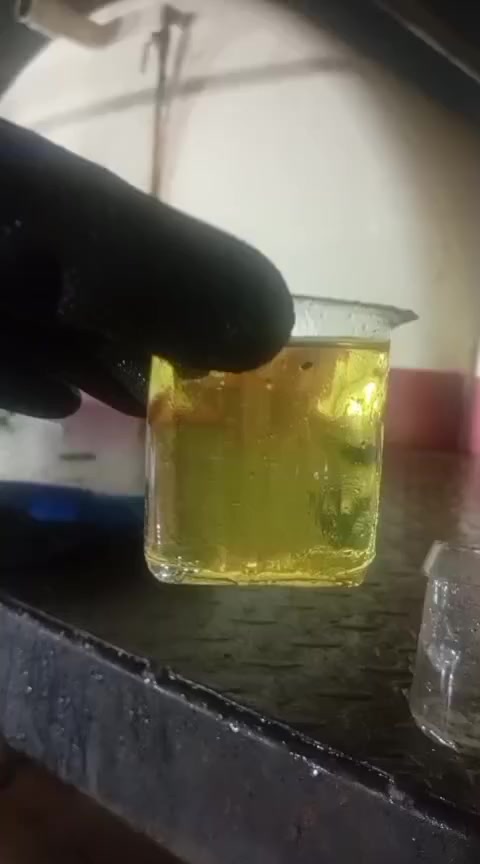 اصفر خفيف واصل كرخ ورصافه بجميع الحمولات من المعمل مباشر اي ستفسار (***********)
