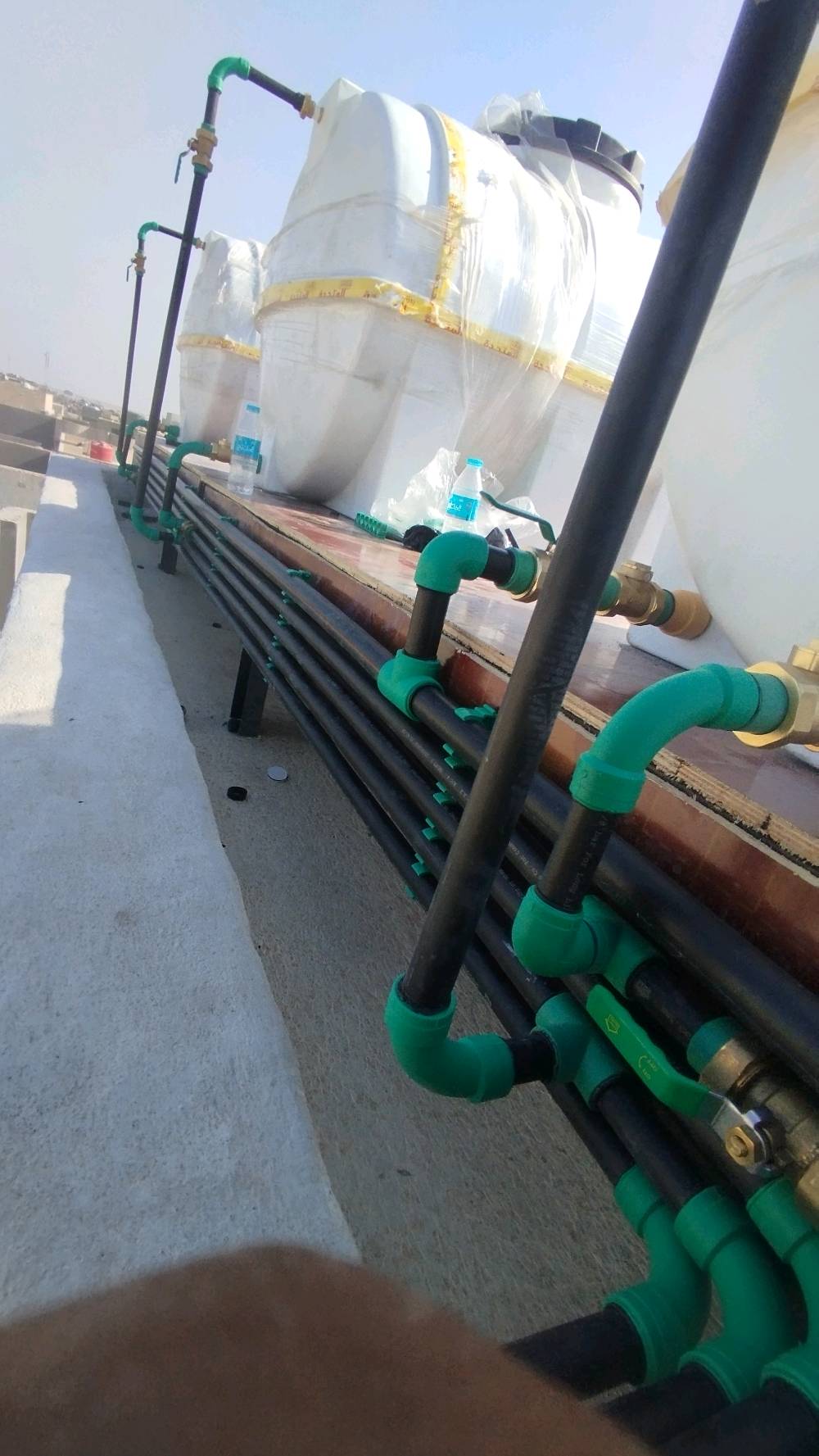 سباك تسيسات صحيه عامه ماء ومجاري تقطير السبالت الغاز عمل منضومه تانكيات 