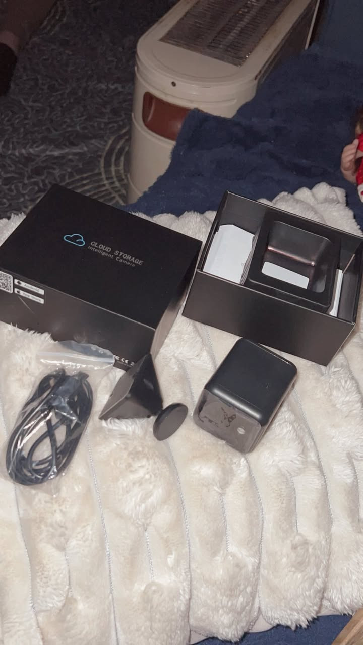 كاميرا للبيع
تنربط ع الموبايل تسجيل بيها صورة وصوت 
بيها ميموري ١٤٦ گيگا 
للبيع ٢٥ مع التوصيل وشرط الفحص والشغل


**إذا كنت صاحب هذا الإعلان وتريد حذفه لأي سبب، رجاءا أرسل رسالة إلى الدعم الفني**