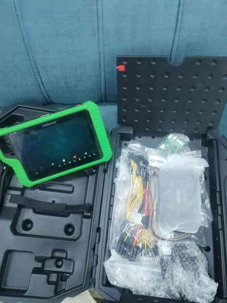 لبيع ondstar g3  استخدام شهر وجهاز جديد كلش وتحديثه جديد وتم شرائه من شركة الامارات لمفاتيح والوصل موجود 
اتصال ***********
او مراسله على ماسنجر
