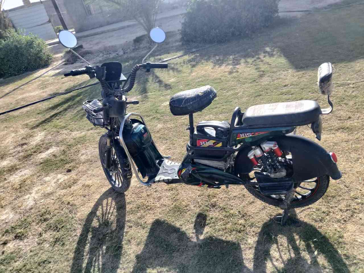 سلام عليكم للبيع دراجه شحن موديل 24 سرعه 99 بطاريات 5  مكان بغداد أبو غريب سعر خاص مفتوح تصال عله رقم ***********
