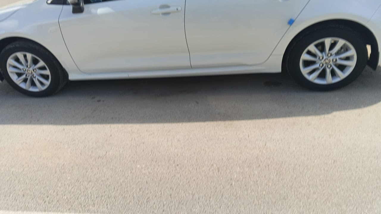 سلام عليكم 
كورلا خليجي 2024 شركه ساز بدون فتحه
ماشيه 38 الف
السياره بدون نقص اي شي وبعدها بالضمان مكفوله كفاله عامه شرط السونار 
السعر 190 
رقم الهاتف *********** 
يرجى الاتصال لان مكلف بالنشر
