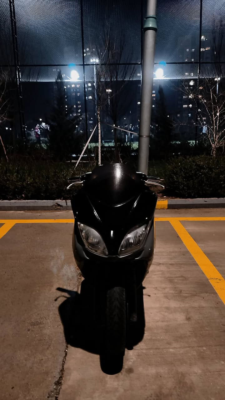 سلام عليكم اخوان فورزه صفر ثمانيه فول مكفول مكينه مامفتوحه وشرط اوراق كامله ويه دراجه 
مكاني سليمانيه رابرين وشراي يجي وتساب  ***********
