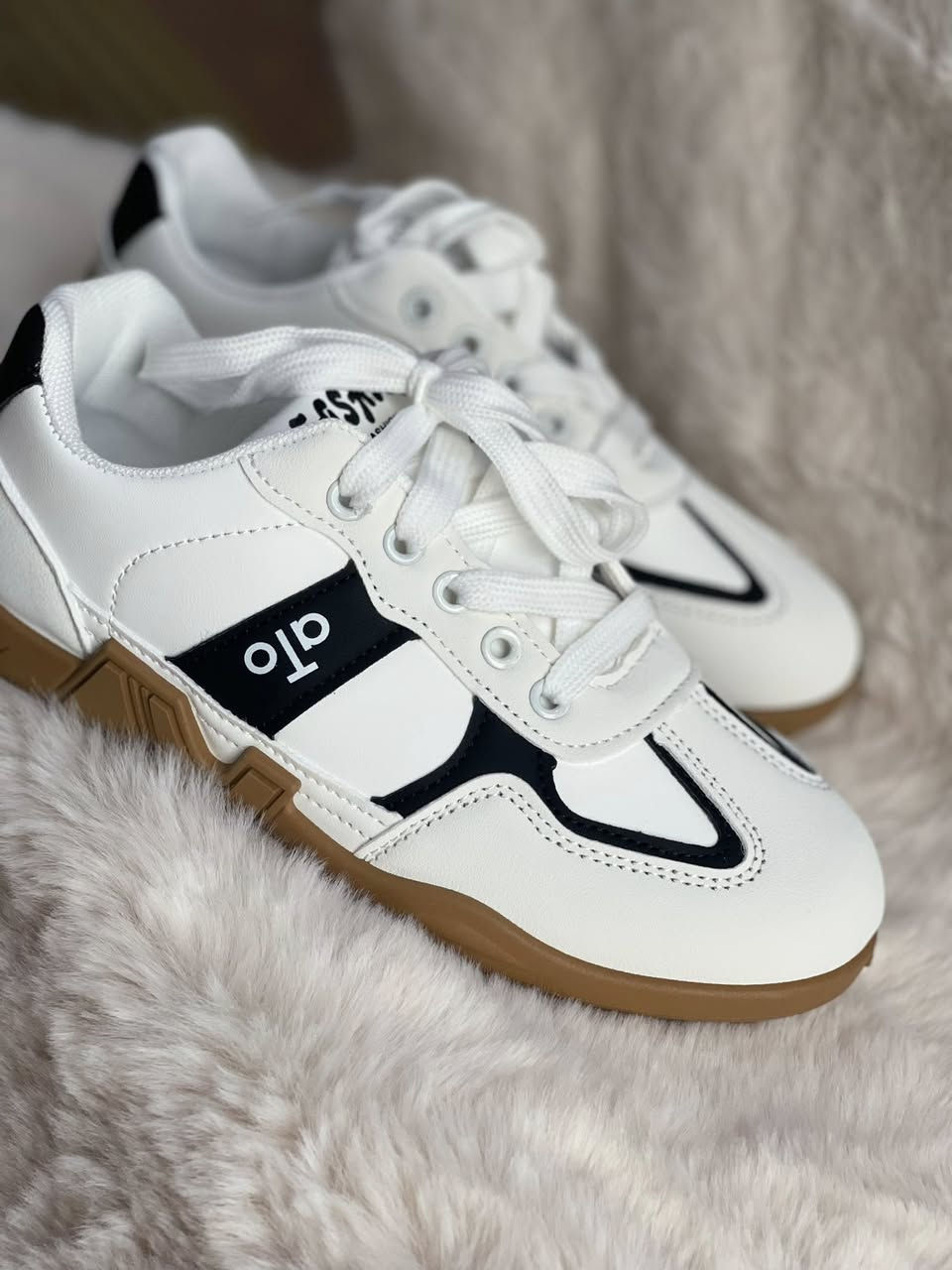 عرض لمده يومين 😍😍
الحذاء الرياضي صار ب8 الاف
استغلو الفرصه حبايبي💕
#عروض #تخفيضات #تسوق#احذية


**إذا كنت صاحب هذا الإعلان وتريد حذفه لأي سبب، رجاءا أرسل رسالة إلى الدعم الفني**