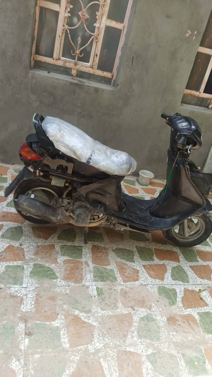 سلام عليكم فراشه للبيع كهربايئات شغاله سلف هندر تشتغل ما مفتوحه بيه خيط بخار قليل من تحمه يروح سعر 200 وبيه مجال


**إذا كنت صاحب هذا الإعلان وتريد حذفه لأي سبب، رجاءا أرسل رسالة إلى الدعم الفني**