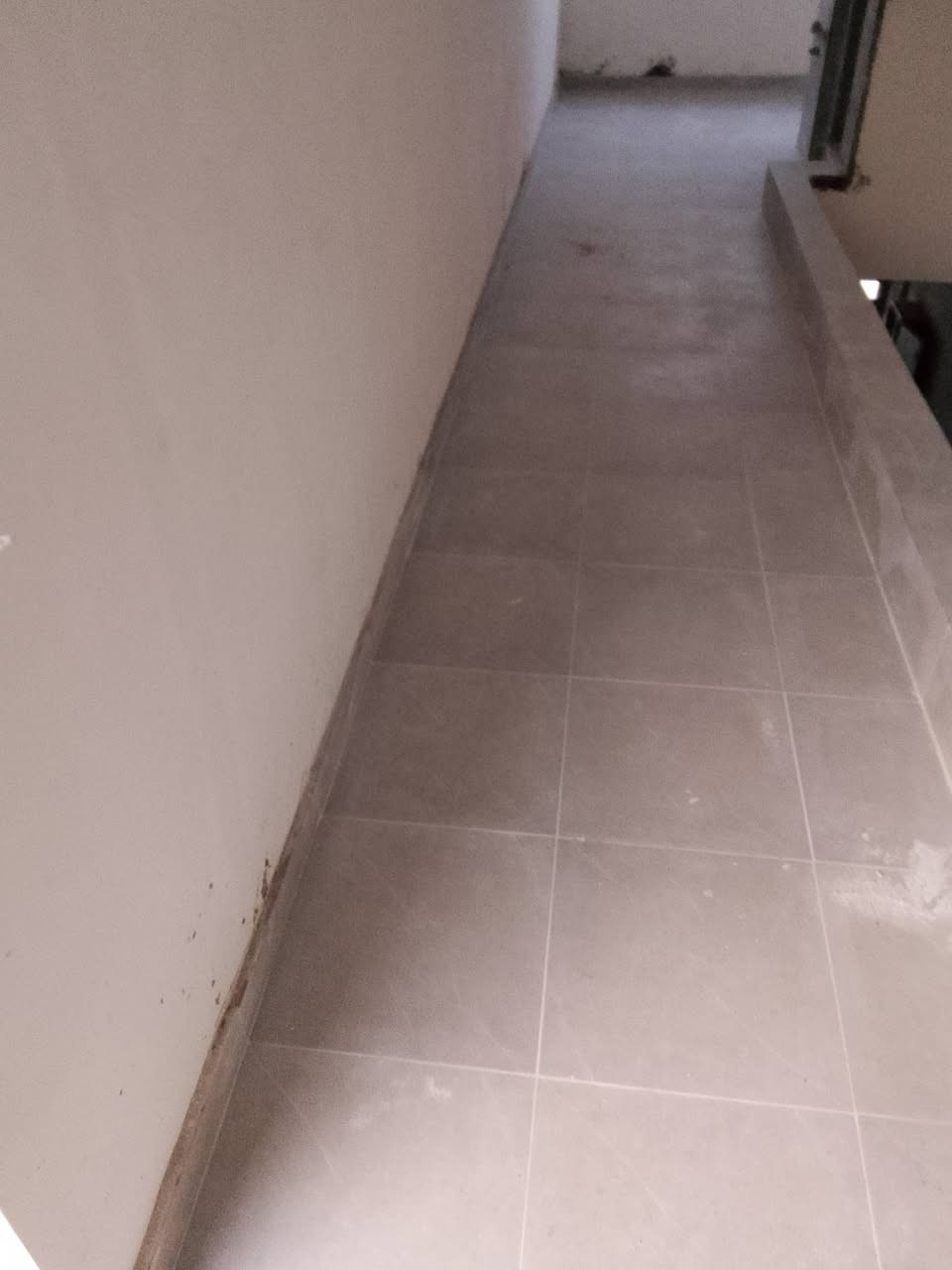 خلف سرميك بورسلين مرمر كاشي درجة اولى 
***********
