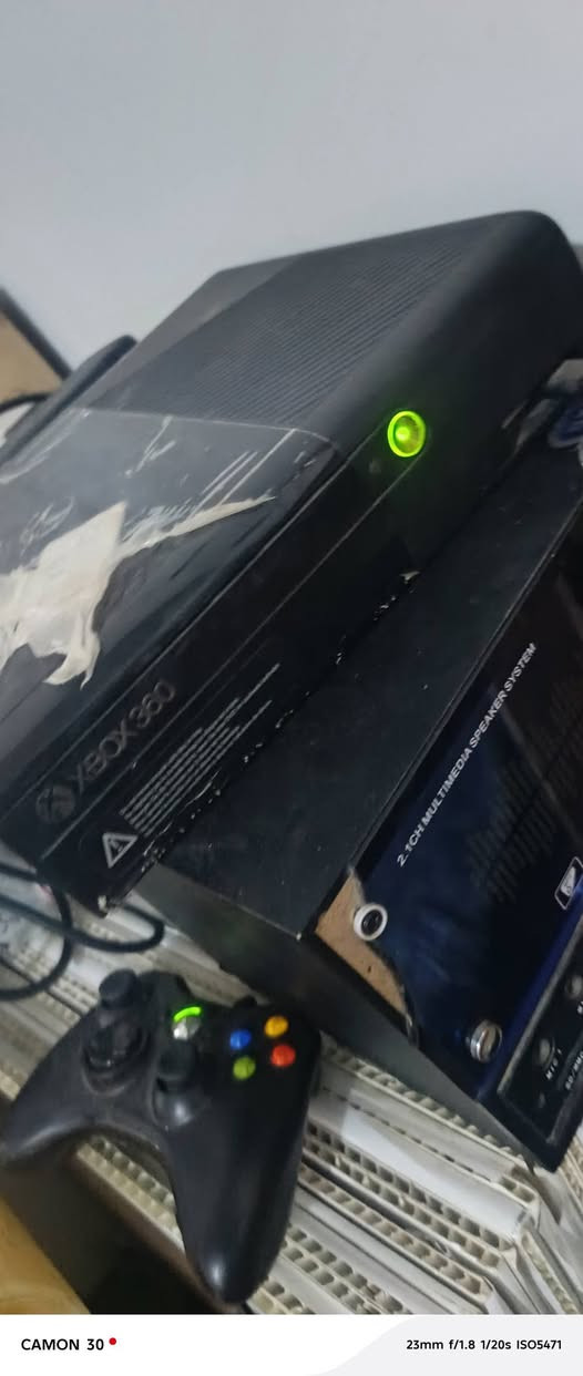 السلام عليكم اكس بوكس 360 وبلازمه مالته البيع السعر 150الف وبي مجال عنواني بصره دور الشرطه شارع القاد قرب محطه الكندي رقمي ‏‪***********‬‏
