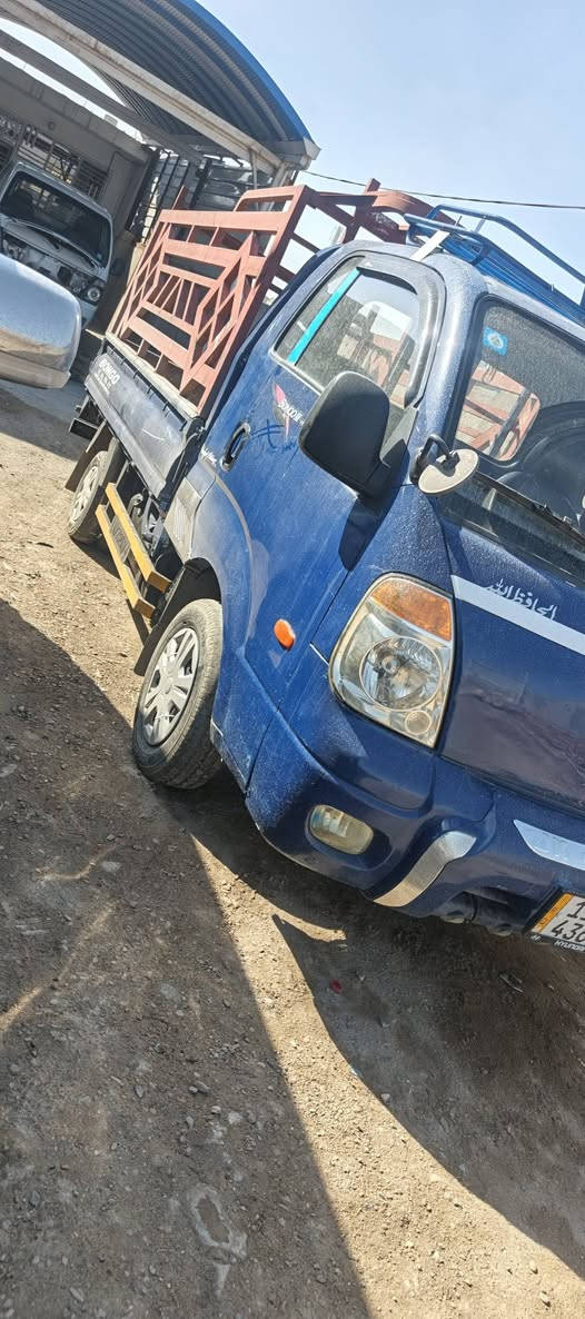 سلام عليكم
كيا مسكر طرمبه موديل 2007 باسمي هزه وسنويه جدد رقم بغداد مكينه وكير واكسن مكفولات شاصي ورقم شاصي كفاله
مكاني بغداد حي النصر السعر 80 وبيها مجال
***********
