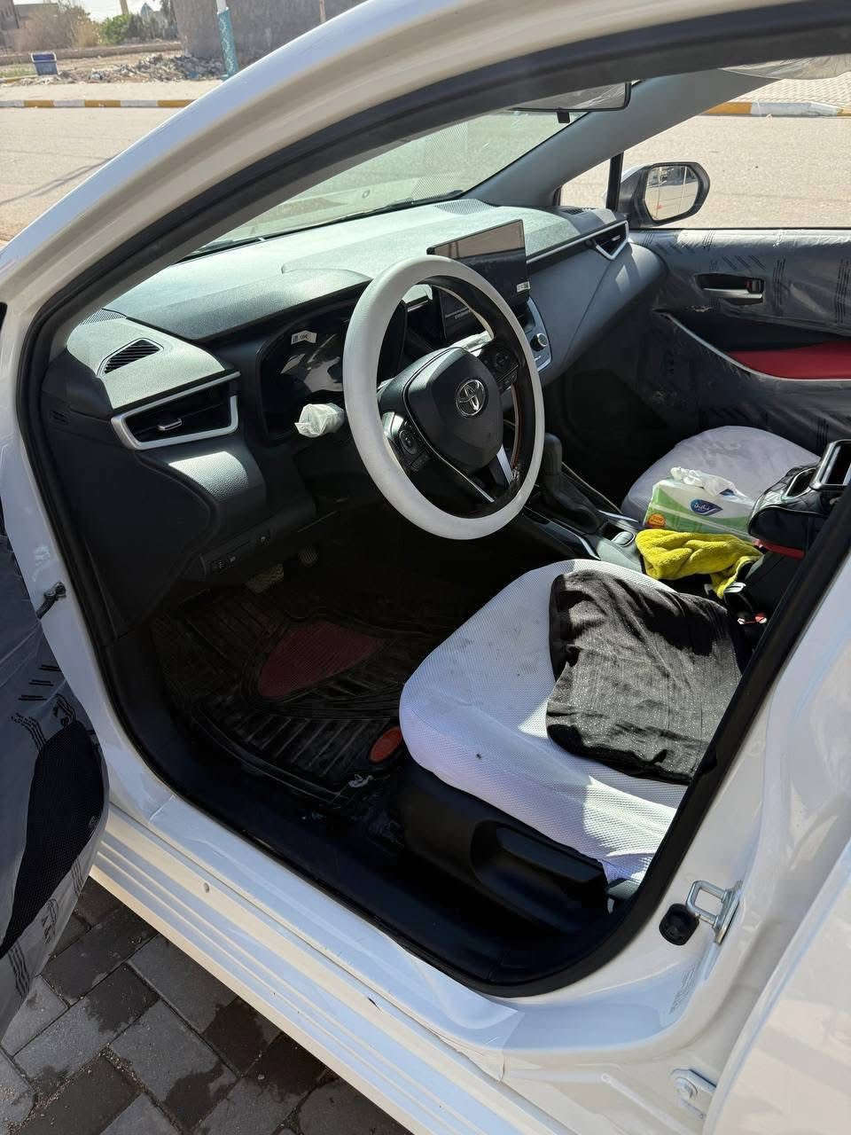 كورلا صيني 2024 ماشيه 26 الف فول مواصفات مكفوله عام سعر 145$مكانها السماوه *********** مرقم مثنى
