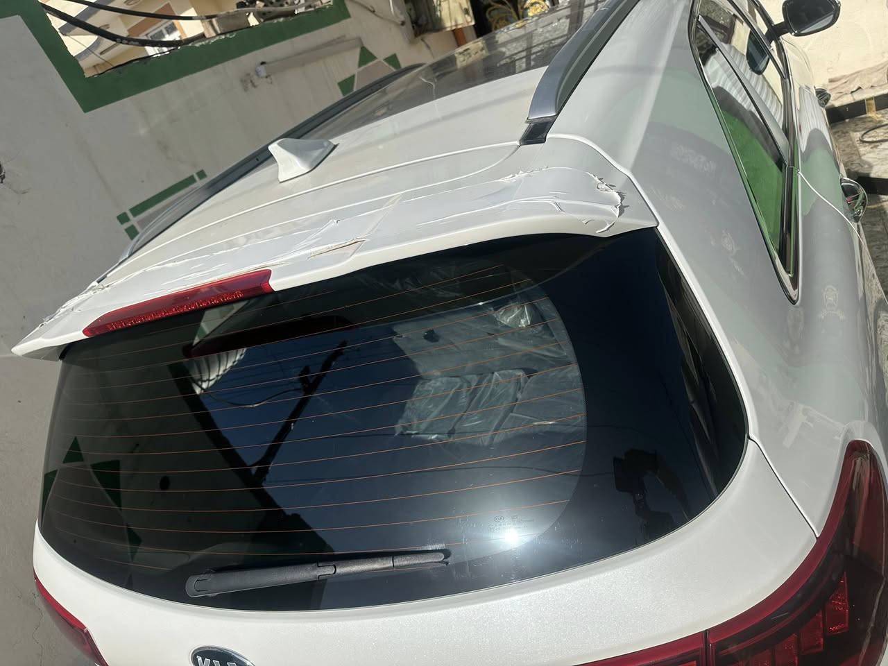 السلام عليكم سورنتو للبيع 20 فول دفع رباعي هاتف ***********
