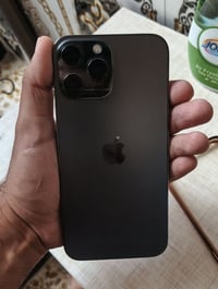 ١٣ برو ماكس ذاكره ١٢٨ بطاريه ٨٤ جهاز بلادي لا مفتوح ولا يعبر هواء ولا ...