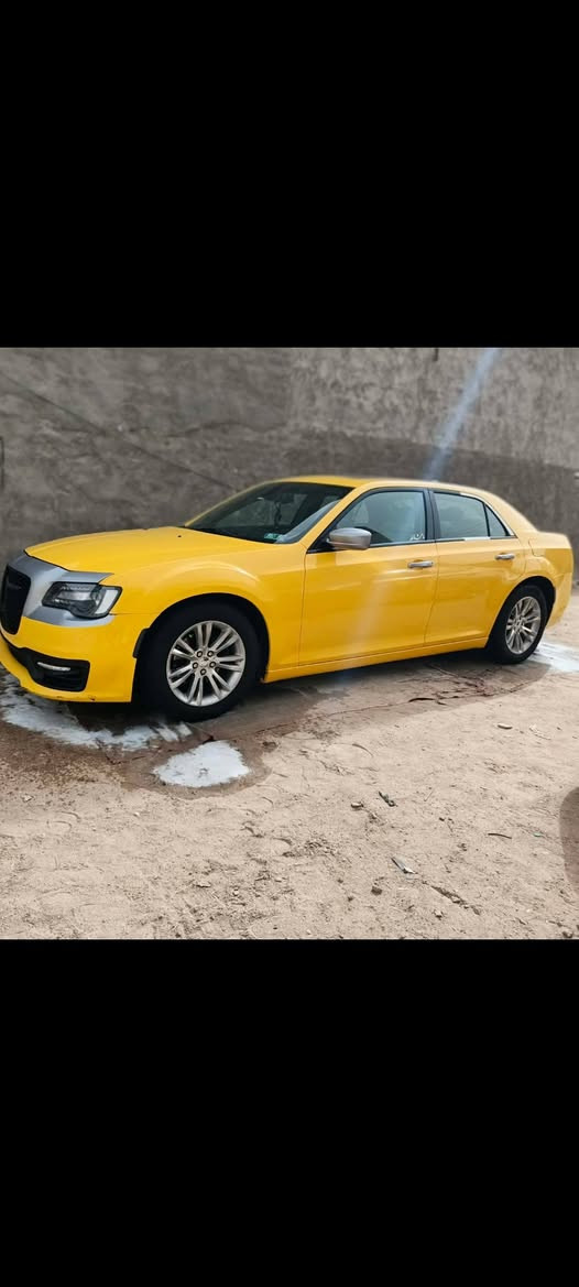 سلام عليكم وبامه موديل 2017 معلايه 22 كفاله عامه 
مواصفات s رقم بغداد نكليزي بسمي مداور ثاني يوم 
سياره جديد كلش مكاني ناصريه مركز السعر 215  ***********
