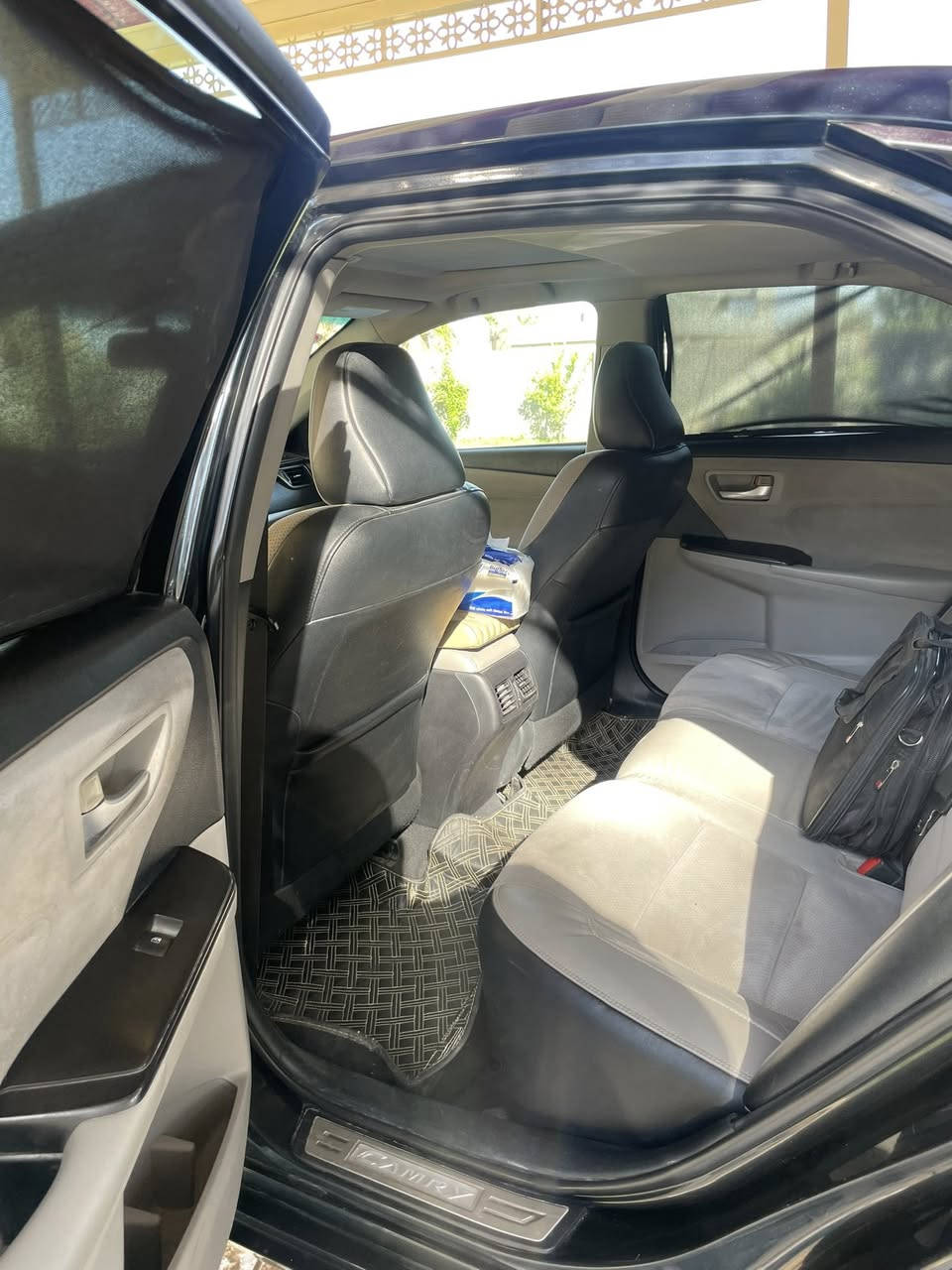 سلام عليكم 
تويوتا كامري 2016 أمريكي XSE 
فول مواصفات للاخير اعلى فئة...  1/1 
كفاله عامه 
فتحة سقف
بصمة تشغيل وابواب وصندوق 
كشنات جلد تدفئة و خزن ميموري 
كشنات كهرباء 
 تحديد سرعة امام خلفي حاسة
شاشة كاميرات 
خط شارع رادارات 
مكينة كير مكفولات
تخم تاير امامي وخالفي 
 تحويل مباشر 
سياره نضيفه جداً 
سعر الاتصال👇

رقـــم
***********

#ادارة_الصفحه
