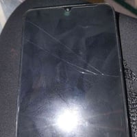 هونر 400  5G ذاكره 256 رام 12+12 24 فقط هاذ الزلغ بل شاشه صغير فقط الب...
