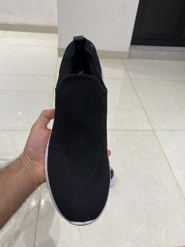 السلام عليكم 
شبابنا الطيبه تكرمون حذاء طبي جدا خفيف القاعدة فوم خفيفة   للجري او للرياضه سعرة السابق مثل مموضح امامكم 49$ 
او تكدرون تتأكدون وتشوفو بالأمازون او مثل مموضح أمامكم بالصور 
قياس الحذاء 👞 43
متوفر توصيل 🚚 
واتساب فقط ***********
