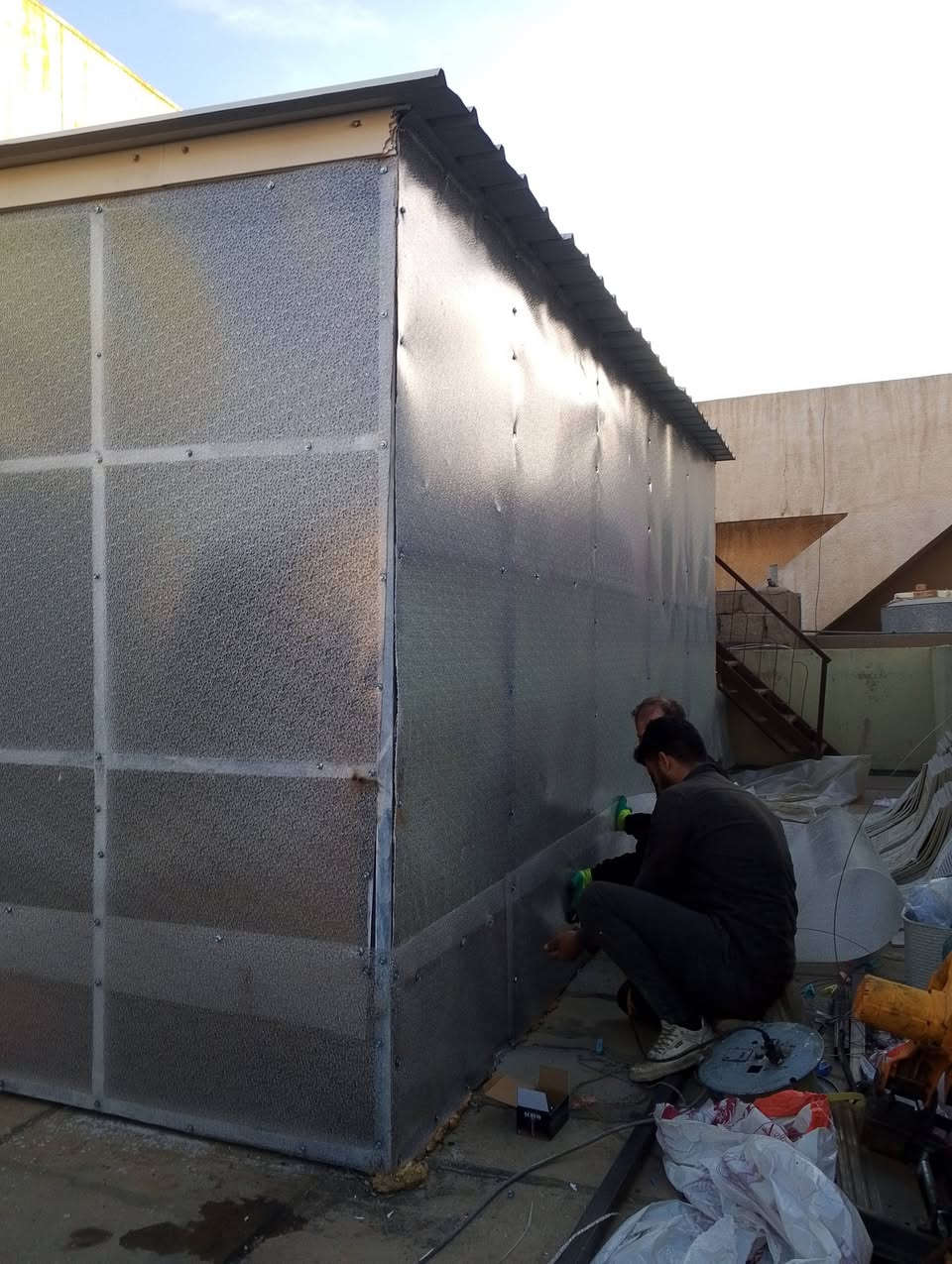 حداد متنقل لحيم اوكسجين تانكيات اي شي نشتغل في أي مكان بكركوك لتواصل ***********))***********
