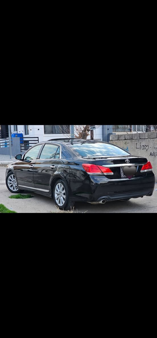 تۆیۆتا ئەڤەلۆن  ئەمریکی ساغ بێ ڕەقەم  ٢٠١١
بەصمەو صلايده كوشن خەزنە کوشن جلدو  ساردو گەرمە تەنیا ناوزەرد نییە  ١٨٥ هەزار ڕۆشتووە 
نرخى ١١٤ وەرەقەو معامەلە 
*********** السليمانية, العراق
