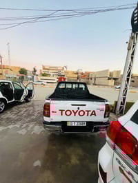 للبيع تيوتا دبل  موديل 24 كفاله عامه ماشيا 31 الف رقم بغداد 0782494561...