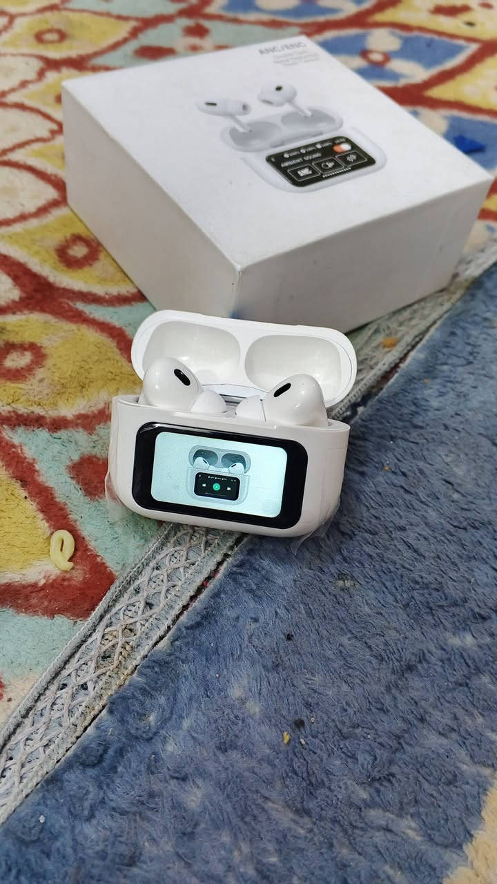 السلام عليكم ورحمه الله وبركاته مرخصة الإدمان ايربود ابو الشاشه الاصلي تحكم
موصفات 

1كامره 

2 فلاش 

3تطبيقات كامله 

جديد ممستعمل أبد 

يجي وياا كيبل شحن وبلاستيكات مال اذان طبيه 

السعر عشرين الف وبلعافية عل ياخذه 
وللعلم هاذ مو سعره سعره اقل شي تلاثين الف 

مكاني كربلاء حي العامل منطقة السابعة 

قرب صيدليه جوهرة العامل 

متواجد فيسبوك واتساب 

الرقم ***********
