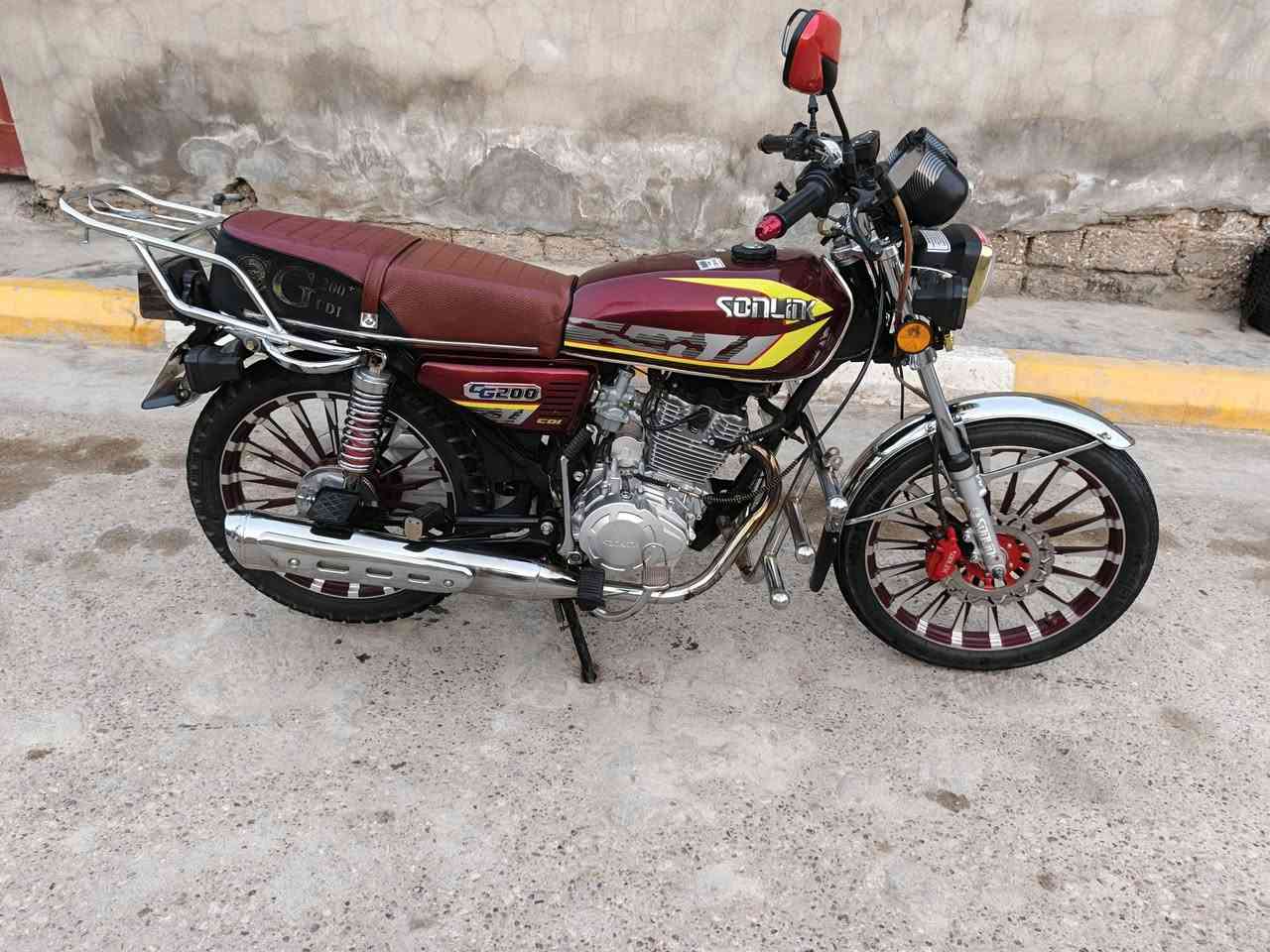 سولنك موديل 25 محرك 200cc أصل كفاله عامه من كلشي ورقه منفيس بيه؟ شاشه تعرظ فديو وأمبي ثري بلوتوث دراجه نظيفه مال جناي العنوان فلوجه شهداء السعر 850 بيه مجال بسيط ***********
