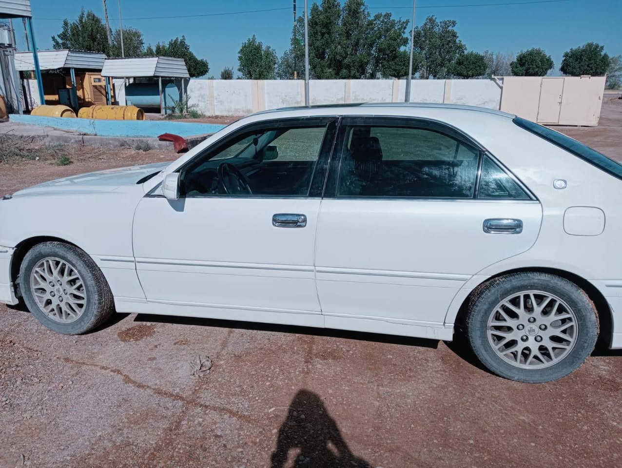 ادوات ادوات
ملكه مرقم شمالي 
مديل 2003

دكمتين 

كصة تكم فقط فقط

محرك ديفي ار الجبير 

محرك كير حداديه تبريد تدفئه 

كله كفاله عده الكصه

تخم تاير جديد 

باتري جديد 

السعر 45 وبيه مجال

العنوان ميسان

***********
