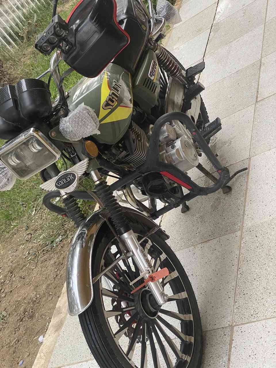 السلام عليكم دراجه سونك البيع مديل 2025 دراجه حلوه ونضيفه. سعر 800 وبيها مجال حك الجيه  رقم الهاتف 
***********
