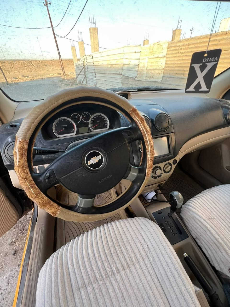 السلام عليكم افيو خليجي مكفوله من الضربه خليجي صبق عام جماليه تخم تاير باتري جديد كير محرك جديد 
ترهم مراوس
سعر ٤٠ بيه مجال
عنوان الفلوجه
***********
