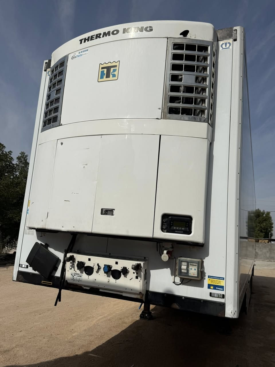 � للبيع – براد كرونه 

▪️ الموديل: 2015
▪️ النوع: منفيس
▪️ الجهاز: 400 بصمة
▪️ السمك: 7
▪️ الارتفاع: ستندر

💰 السعر: 220
📍 المكان: البصرة
📞 رقم الاتصال: ***********
