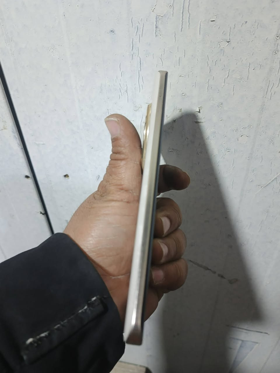 رلملي. 13برو بلاس فايف جي ذاكره  500و12كامل ملحقات السعر300 مكاني بغداد الدوره متواجد فيس 
وهذه رقمي ‏‪***********‬‏
