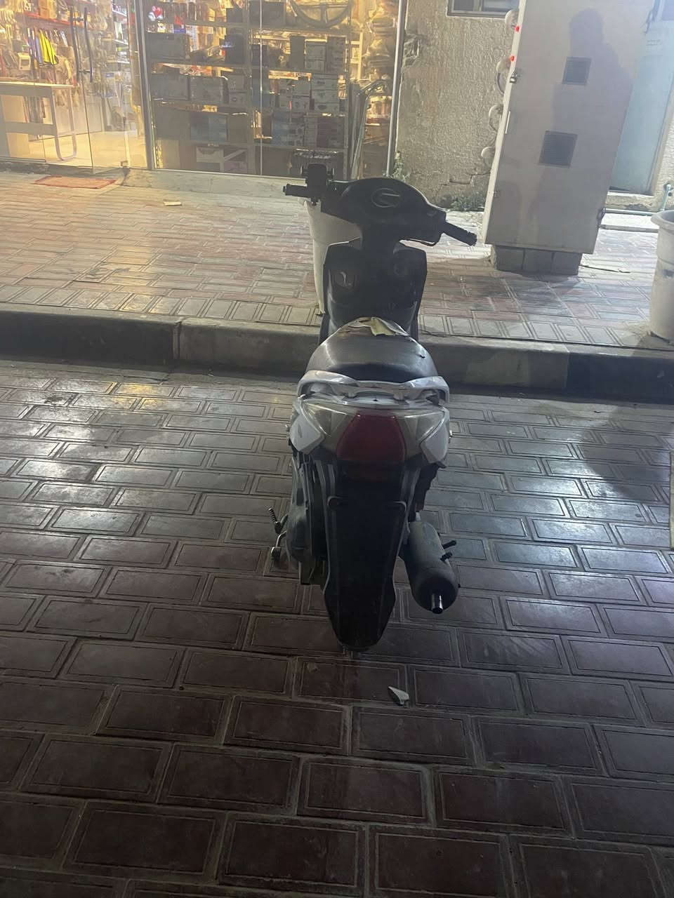 دراجه سيام
للبيع الدارجه كامله مابيها اي نقص نكره سلف 

اشاير لايت عالي ناصي رماش 
دراجه حلوه ناعمه 

السعر 350 
الشراي يجي خاص واتساب اتصال ماسنجر

مكاني كربلاء حي الوفاء واني خادم 

***********
