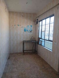 الموصل حي السكر • غرفتين • قرب الخنساء