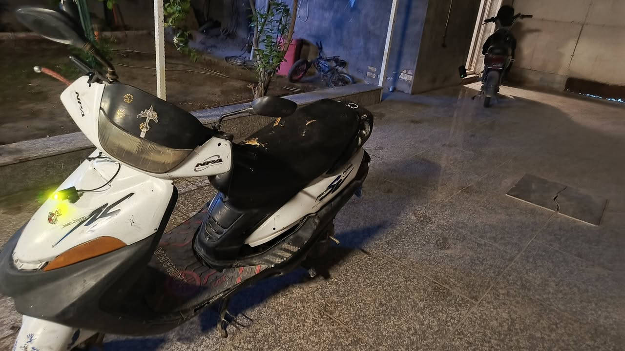 السلام عليكم
دراجه فراشه فضاءي البيع
دراجه نضيف وكلشي شغال سرعه140 دراجه مستعجل على بيعته محتاج 
سعره100قفل خاص موجود


**إذا كنت صاحب هذا الإعلان وتريد حذفه لأي سبب، رجاءا أرسل رسالة إلى الدعم الفني**