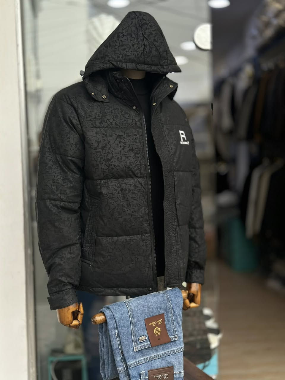 بسم الله نبدأ الموسم الشتوي لسنة 2026🧶 ❄️ 
قمصلة ماركات  ثقيل 🔥

متوفر بـ 3 الوان 🤫

القياسات المتوفرة

 (M -L -XL - 2XL -3XL)

📍الصويرة -شارع النجمه / اسفل كوفي رماس 

للاستفسار الاتصال على الرقم ***********
