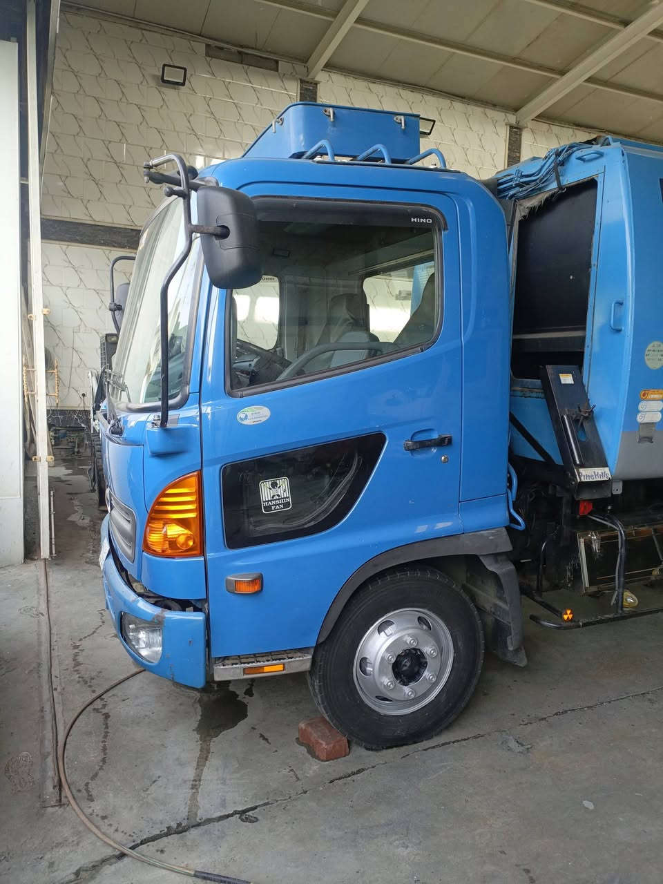 سلام عليكم 
كابسة شيطان 
موديل 2019
مكينة 5 سلندر + 10 متر مكعب 
دخول جديد كفالة سيارة
العنوان 📍
بغداد - معارض النهضة -
***********
