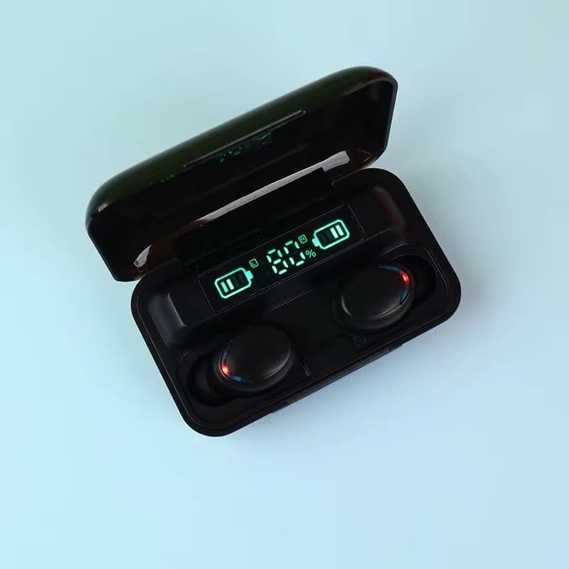 🎧⚡ خلي الموسيقى معاك دايمًا!

سماعات TWS F9-5 لاسلكية بشاشة رقمية وعلبة شحن كباور بانك 🔋
تحكم باللمس، مكالمات واضحة، وسهلة الاستخدام أينما كنت 👜
صوت نقي وموسيقى بلا توقف! 🎶
