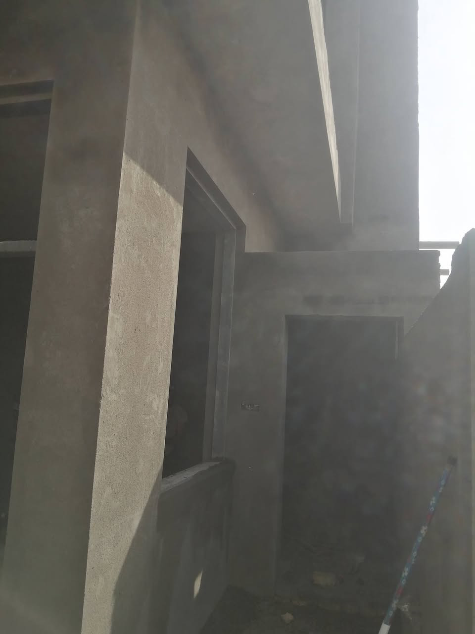 سلام عليكم خلفه البخ متفرغ شغل درجه اولئ صطار جص نثر جاهزين العمل ع متر قطعي يوميه ناصريه مركز ***********
