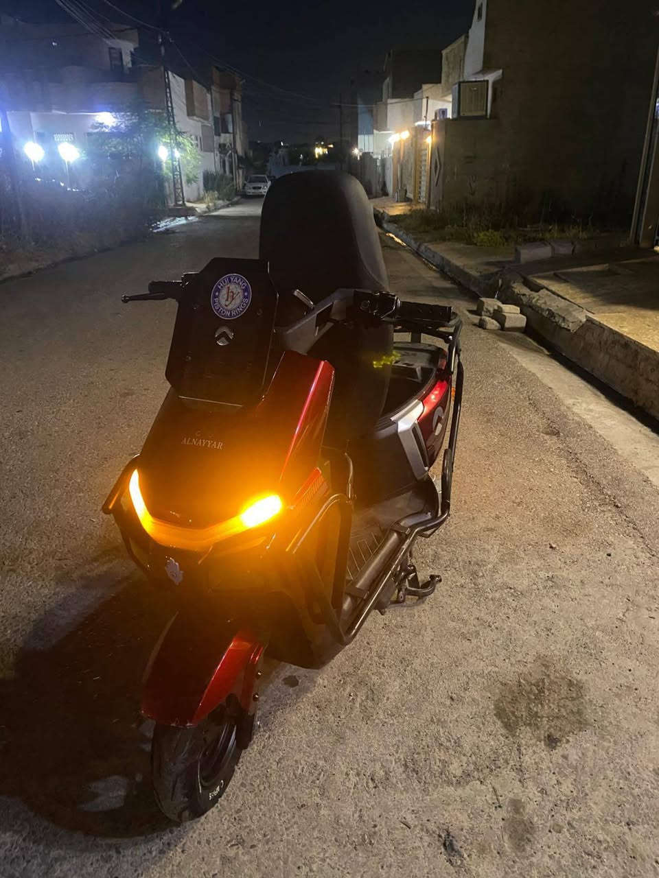 سلام عليكم دراجه شحن سكنس ابير موديل 2025 6 بطاريات مسطره شرط الفحص 3سرع سرعه بل عداد 100 دبل اشاره عالي ناصي  كشن الكتروني كهربائي يفتح دكمه ويفتح بل بصمه سرعه حقيقيه 75 دراجه نضيفه كدام العين رقم التواصل واتساب وتصال ***********
