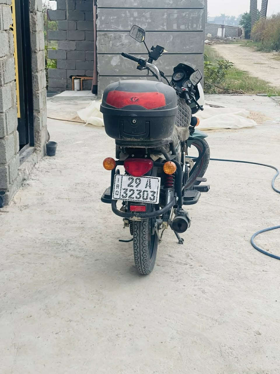 سلام عليكم دراجة دايوان مرقمه ماشيه ١٩الدراجه مال بيت ما مشتغله دلفري سبب البيع محتاج فلوس المكان بغداد أبو غريب تحويل ثاني يوم السعر مليونين و٣٠٠

***********
