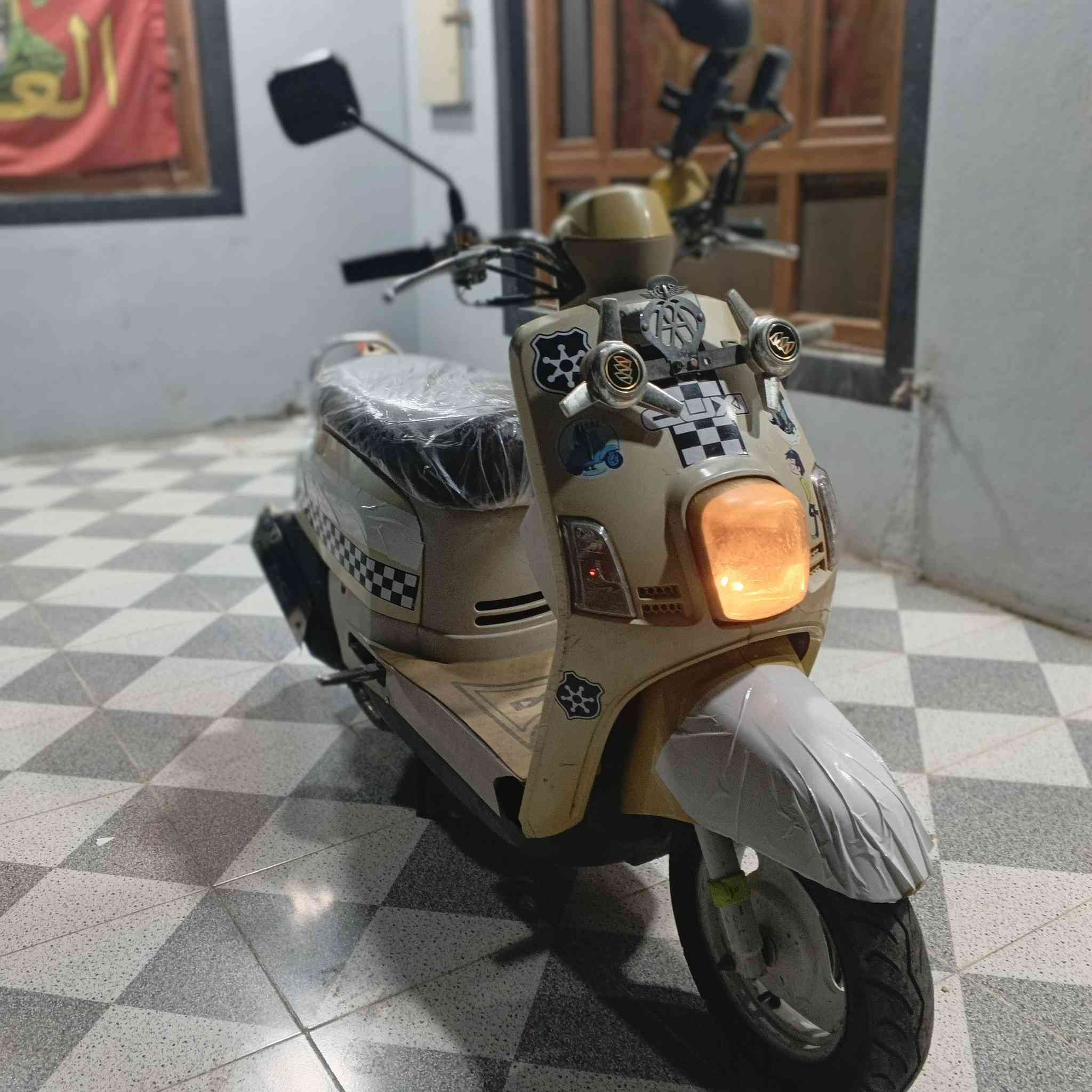 السلام عليكم دراجة للبيع ماكس بوليسي الدراجة حلوة الدراجة ما ناقصهة برغي بوشة بلادي 49 الدراجة نضيفة حيل مكينة ناعمة ما تسمع صوتهة العنوان ديالى خان بني سعد السعر 525 وبيهة مجال الرقم ***********
