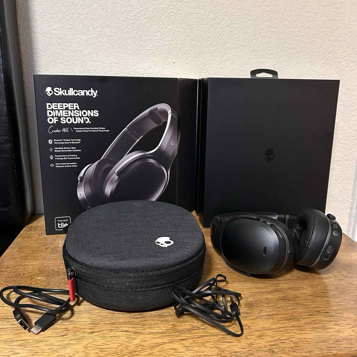 سماعات Skullcandy Crusher ANC اللاسلكية التي تعمل بتقنية البلوتوث.تتميز السماعة بخاصية إلغاء الضوضاء النشط (ANC) لتوفير تجربة صوتية غامرة.تحتوي على تقنية Bass الحسية القابلة للتعديل، والتي تتيح لك تخصيص مستوى الجهير.تتضمن ميزة Find with Tile المدمجة للمساعدة في تحديد موقع السماعة في حال فقدانها.توفر السماعة عمر بطارية يصل إلى 24 ساعة تقريبًا مع تقنية الشحن السريع.السعر 100 الف شامل التوصيل


**إذا كنت صاحب هذا الإعلان وتريد حذفه لأي سبب، رجاءا أرسل رسالة إلى الدعم الفني**