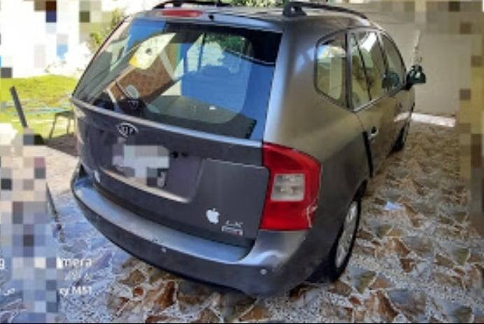 ياالله السلام عليكم للبيع كيارندو 2009 محرك 2400 رقم انگليزي بسمي سنويه 2030تبريد وتدفئه شغال تحكم مري شغال شاشه وكامره سبعه راكب تخم تاير صار سبوع شاده سياره صار عندي سبع سنوات مال جناي  هاي تفاصيل السياره السعر 95 مكان السياره السماوه الرميثه الانصال على الرقم ***********
